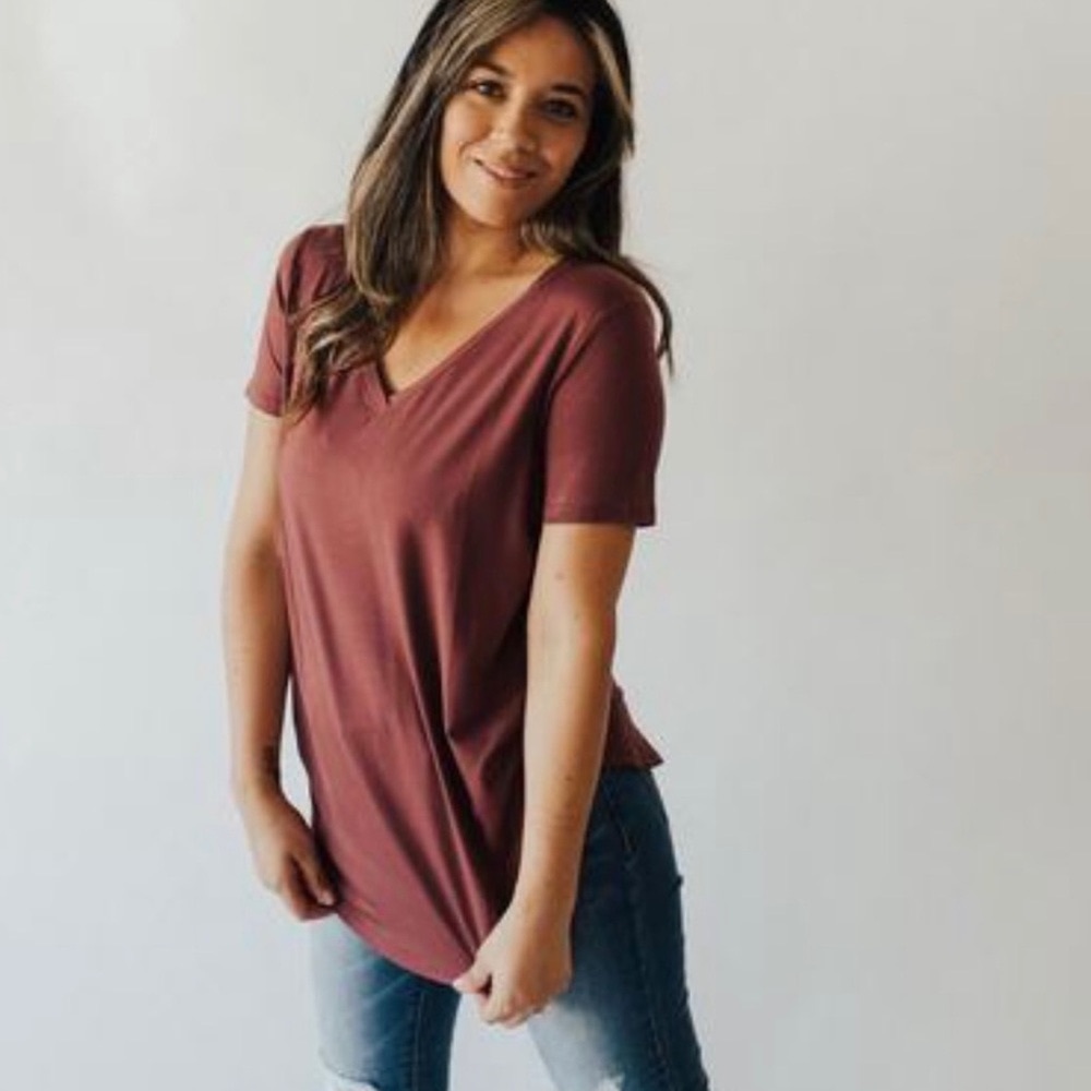 Carly Jean Los Angeles Mauve Shirt XL